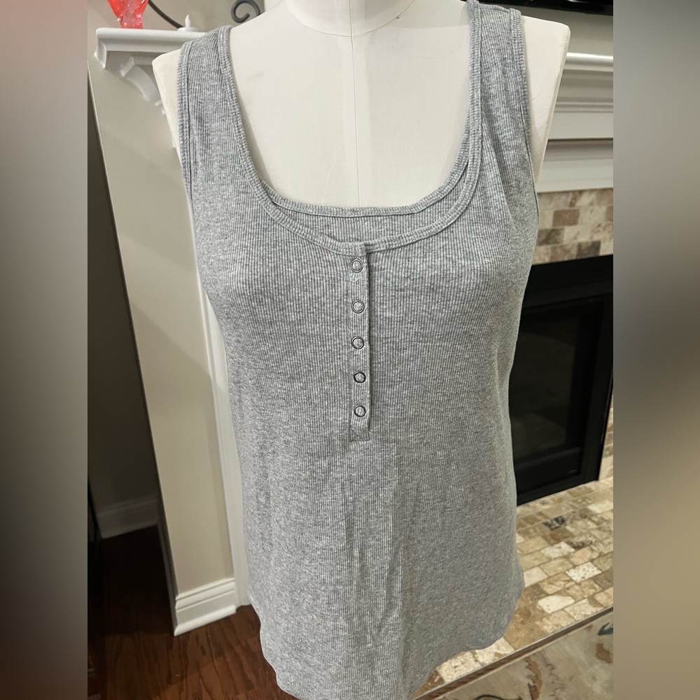 🆕 maternity Henley Nursing tank size medium gray ribbed